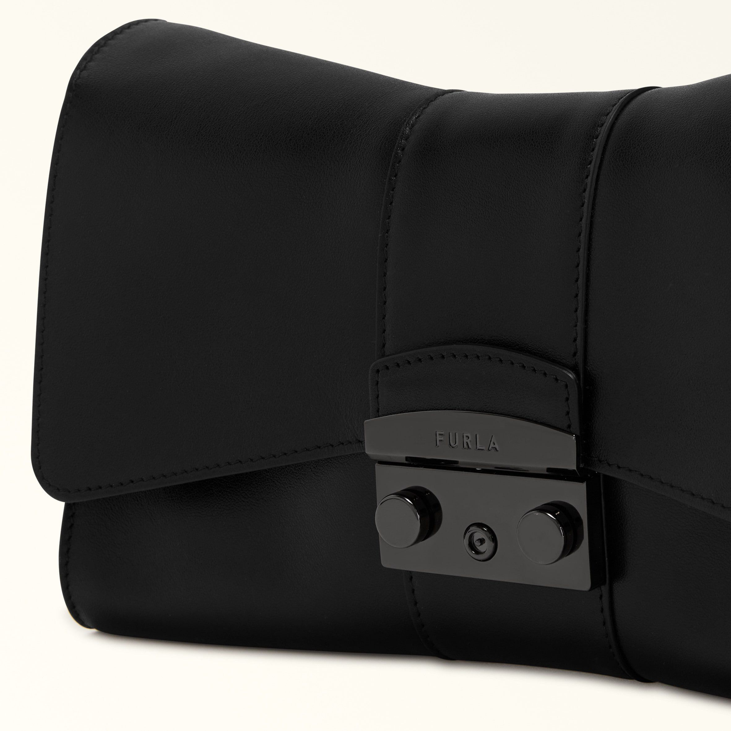 Shoulder Bags Nero FURLA METROPOLIS REMIX | Furla UK